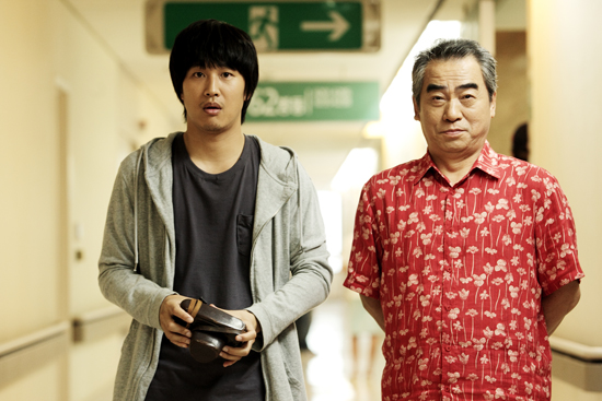 开心鬼上身Hello Ghost - CatchPlay - 强档院线